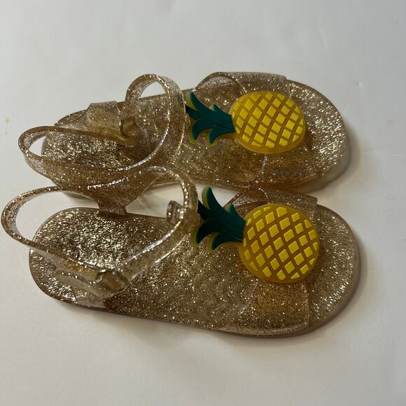 Old Navy Jelly T-Strap Pineapple Sandals 8 - Picture 2 of 4